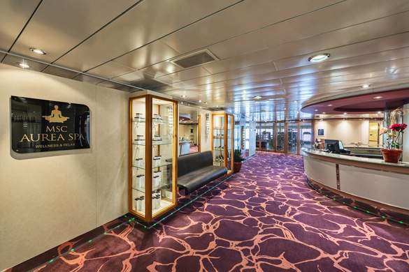 MSC Cruises MSC Sinfonia Reception - Guest Services 5 ©MSC Rights - Ivan Sarfatti.jpg
